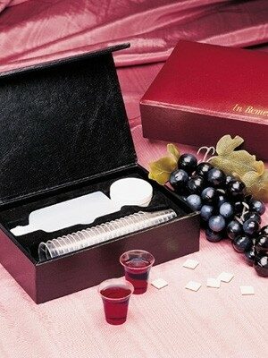 9780805404340 Basic Portable Communion Set
